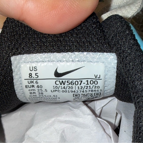 Nike Air Max Torch 4 Women's Size 8.5 White Teal Red Running Shoes CW5607-100 - Picture 11 of 13